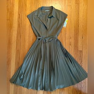 NWT Antonio Melani Pleated Shirt Dress Size 6 Dillard’s Army Green